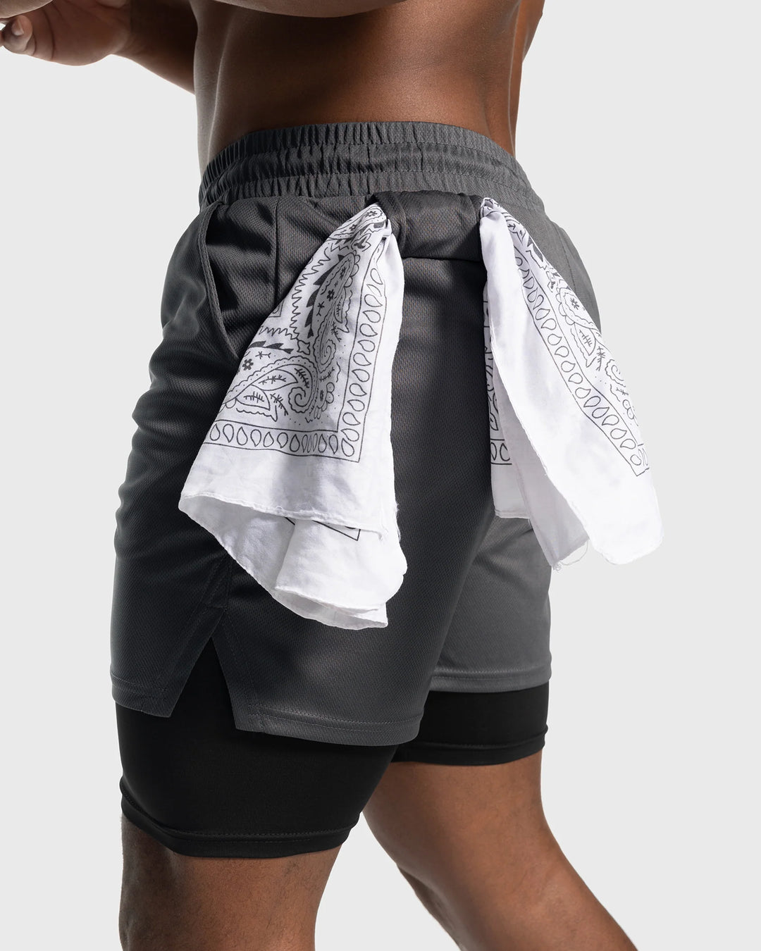 Short Atlético 2 en 1 de 7" con Bolsillos Forrados y Malla Stretch Kinetic - NVRSFT®