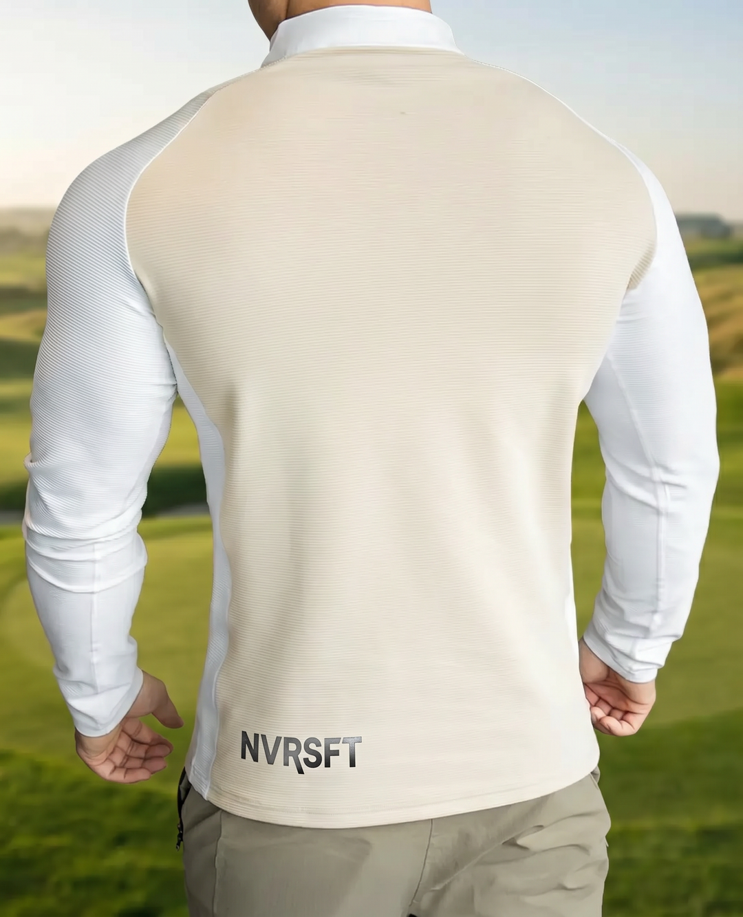 Sudadera Performance con Corte en Hombros y Cierre Medio y Manga Larga - NVRSFT®